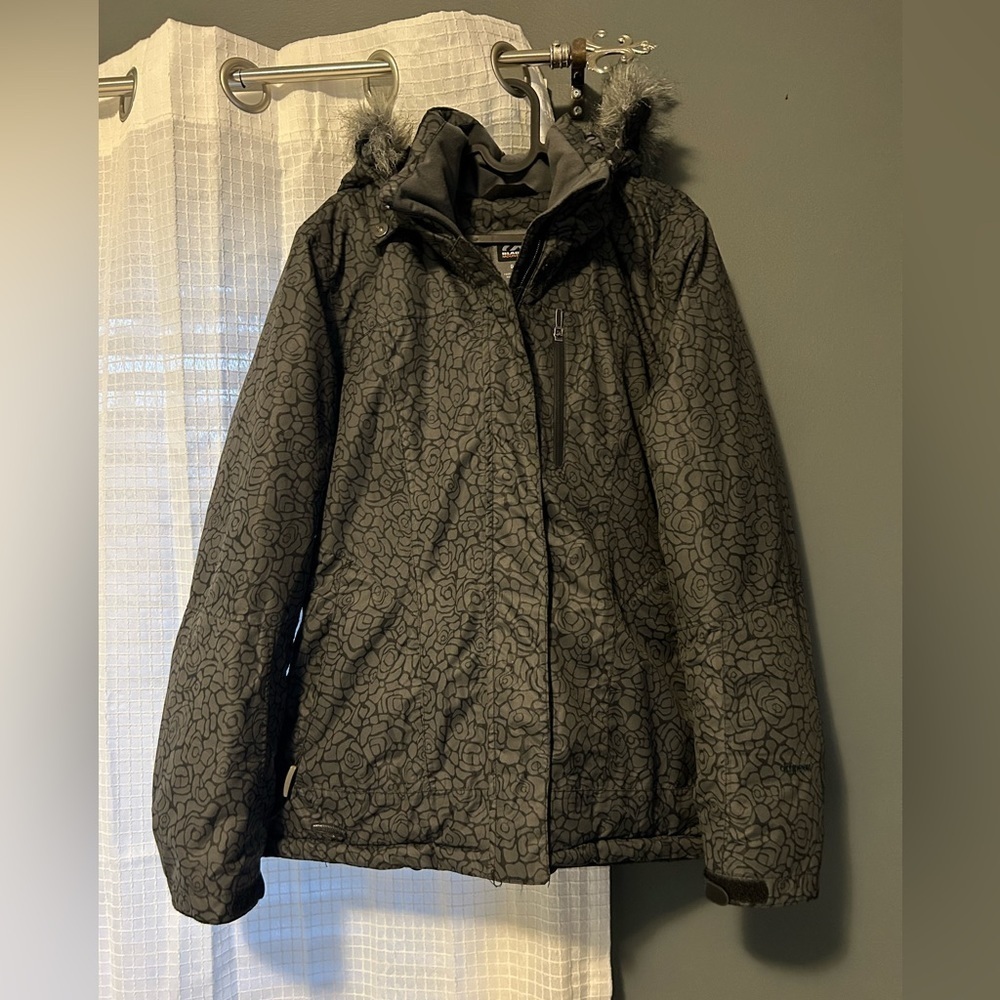 Black Mountain Women’s Coat